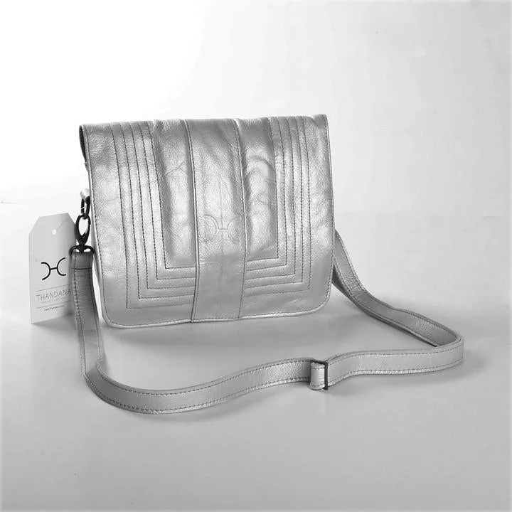 Comfortable Chic Thandana Katie Metallic Leather Sling Clutch Timeless Handbags, Flash Sale Comfortable Chic Thandana Katie Metallic Leather Sling Clutch Timeless Handbags, Flash Sale