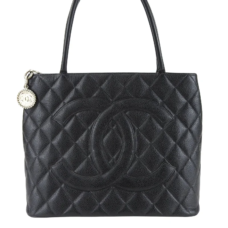 Chanel Medaillon  Leather Tote Bag (Pre-Owned)